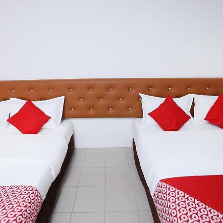 Oyo 89672 Eg Hotel Jj Johor Bahru Exteriér fotografie
