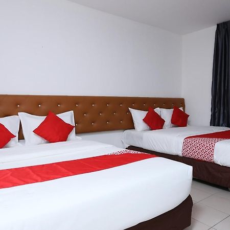 Oyo 89672 Eg Hotel Jj Johor Bahru Exteriér fotografie